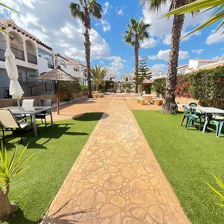 Modern Duplex With Solarium Community Pool In Costa Vakantiehuis *
